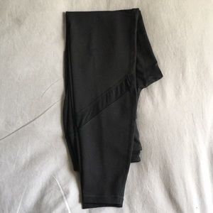 Old Navy Pants - Black leggings with mesh Old Navy Pants - Black leggings with mesh